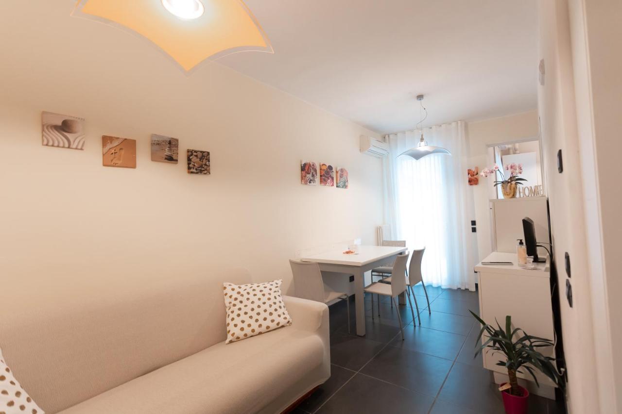 Ca Sottomarina Gli Appartamenti In Centro Apartsuite Exteriér fotografie
